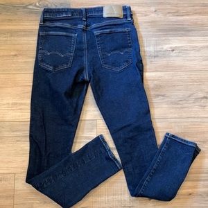 AE flex jeans. 31X32